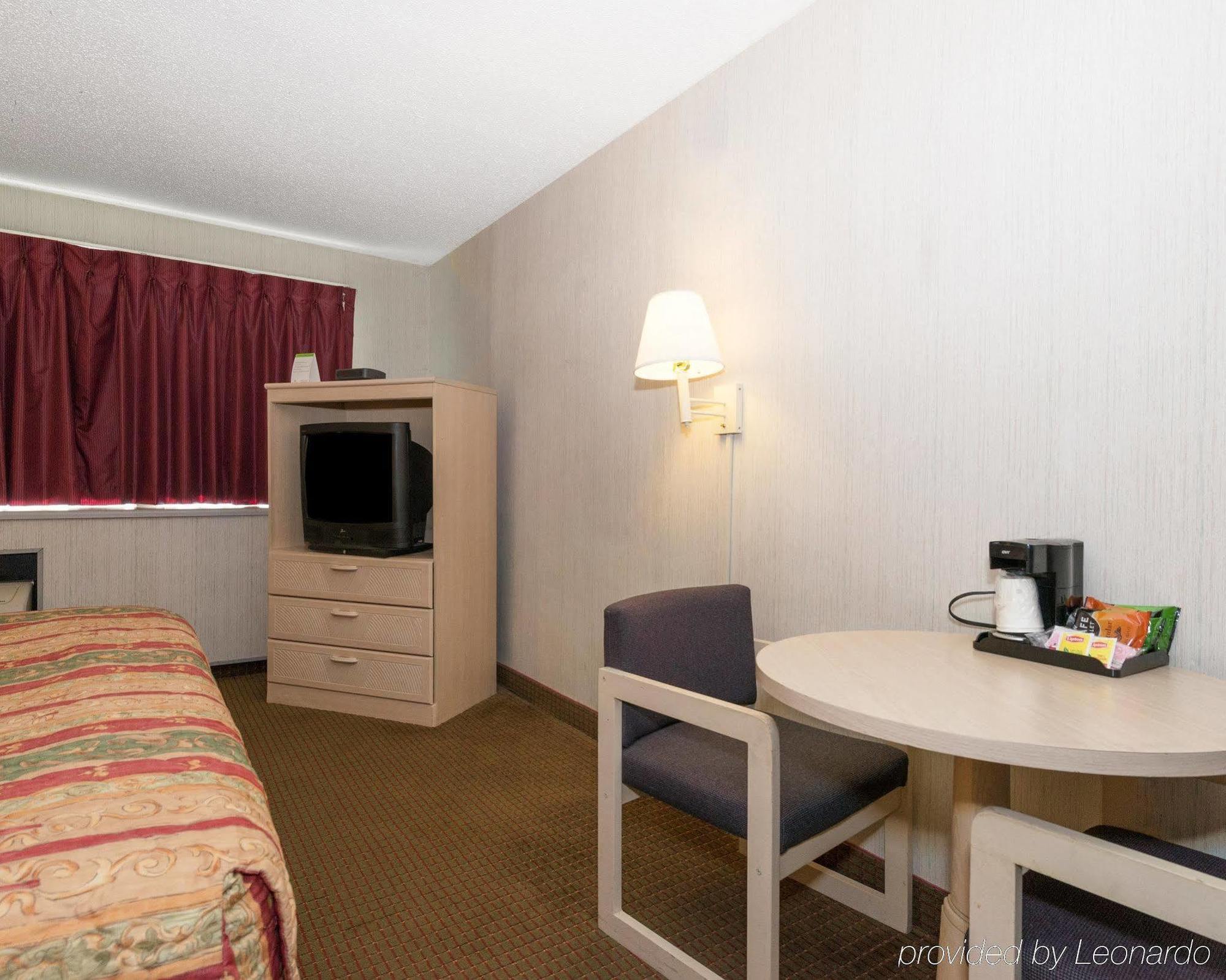 Rodeway Inn Annapolis Bagian luar foto