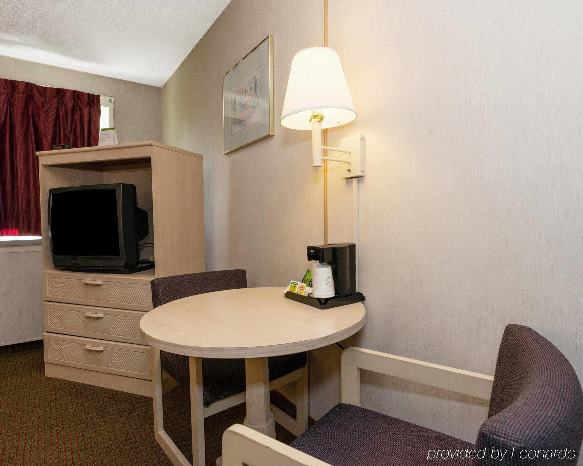 Rodeway Inn Annapolis Bagian luar foto